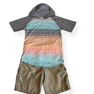 Rip Curl Shorts & Capsule Striped Hooded Tee